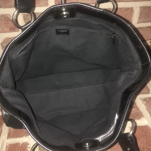 Burberry London wool plaid purse - Picture 3 of 8